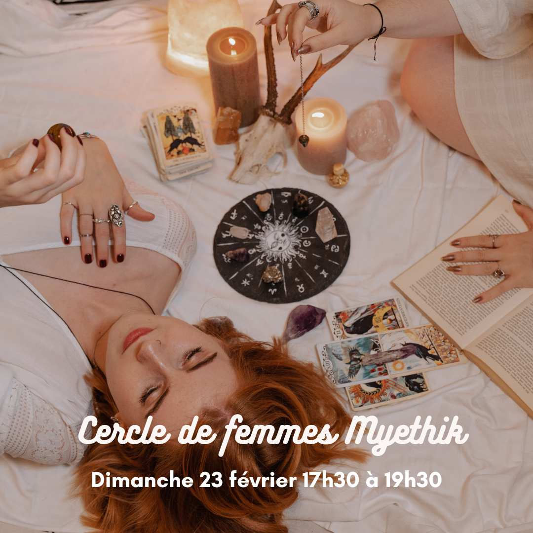 Cercle de femmes à Marseille, bougies et cartes